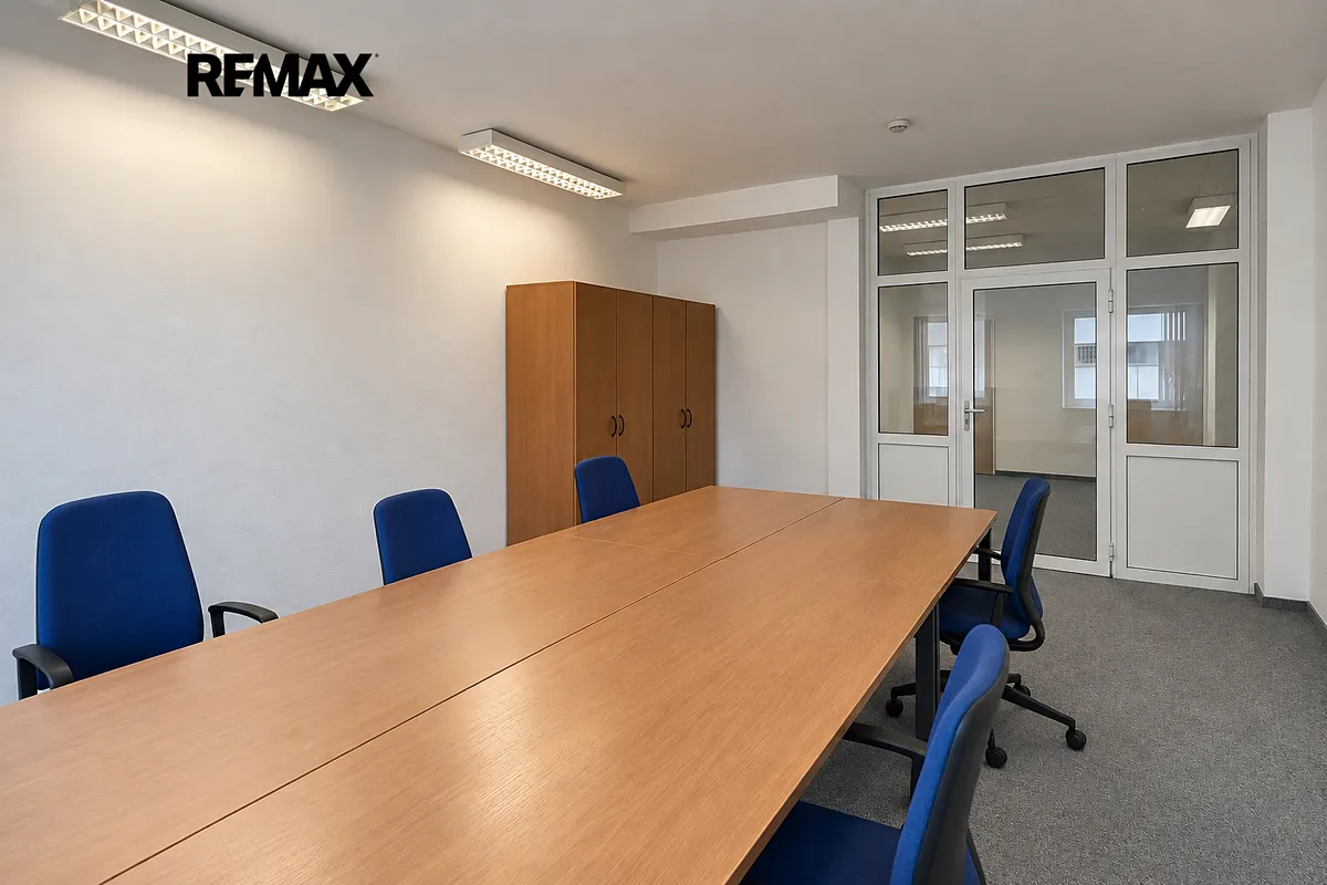 Pronájem kanceláře 87 m²